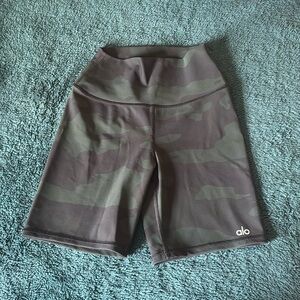 7” high waist vapor shorts